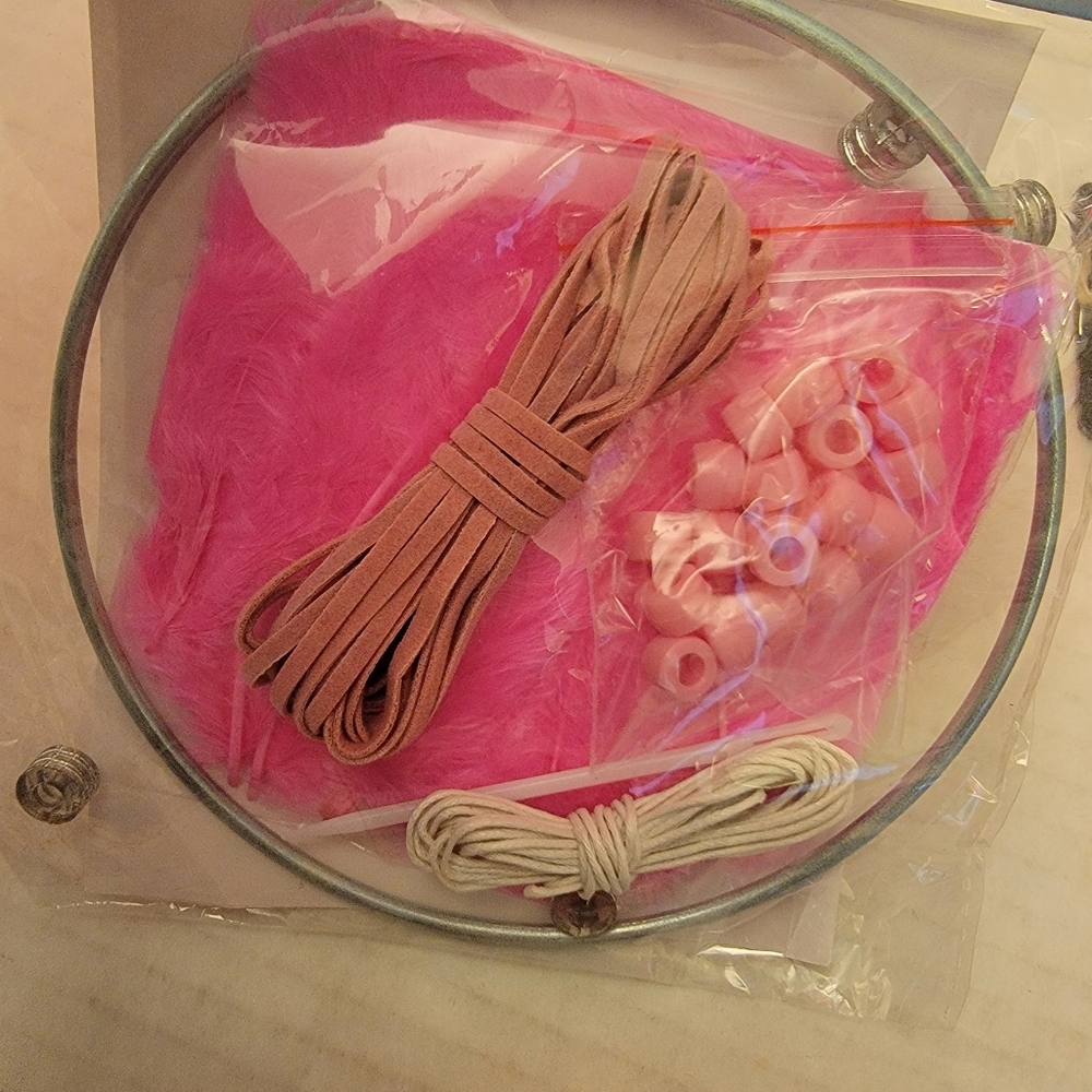 💚 (2) New DREAMCATCHER Making Kits - Picture 2 of 3